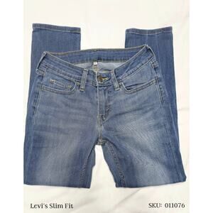 Women's Levi's Slim Fit Tapered Leg Size 27x25